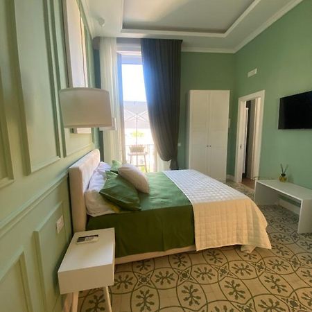 Domus Capodimonte Hotel Naples Exterior photo