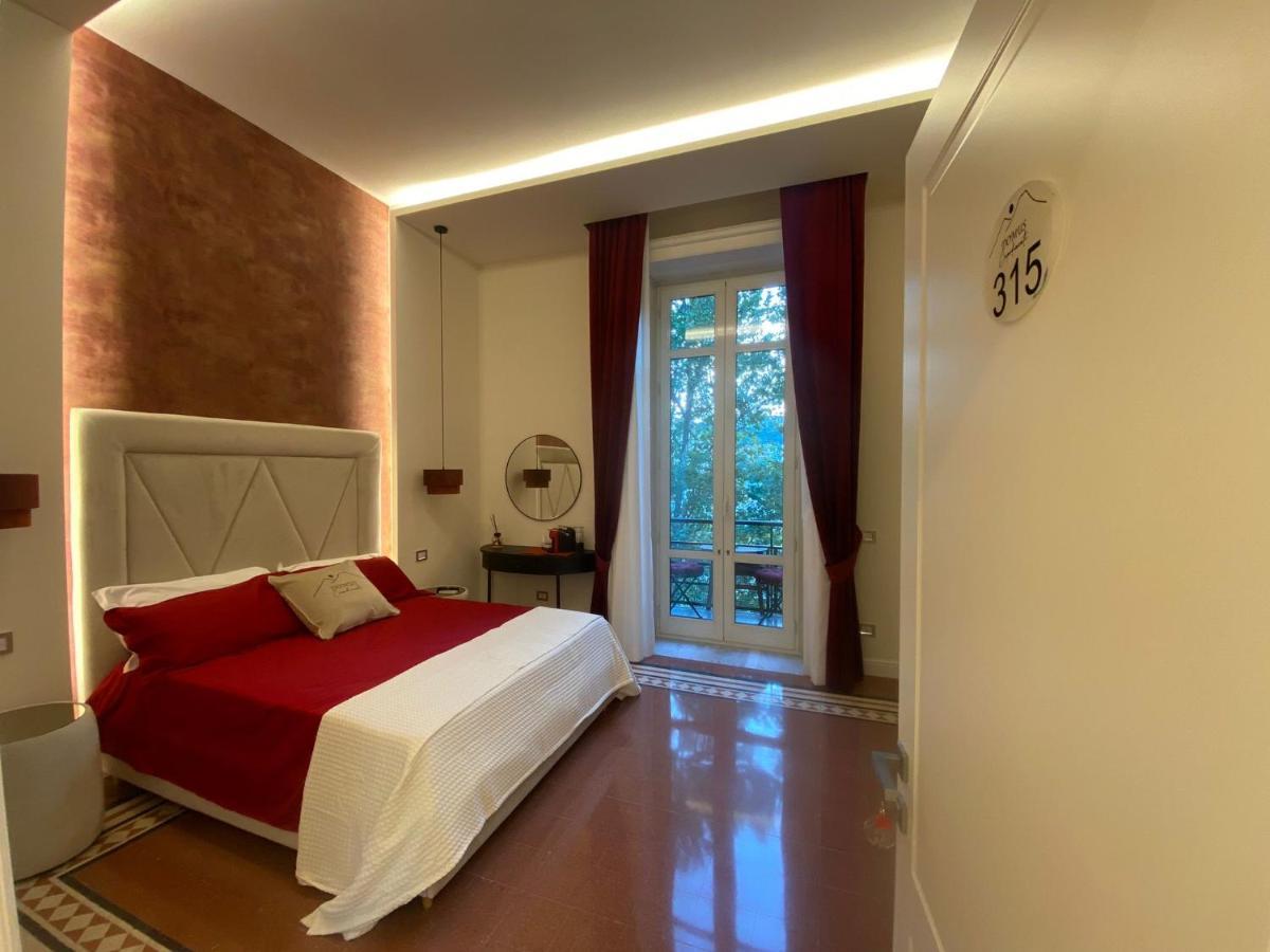 Domus Capodimonte Hotel Naples Exterior photo