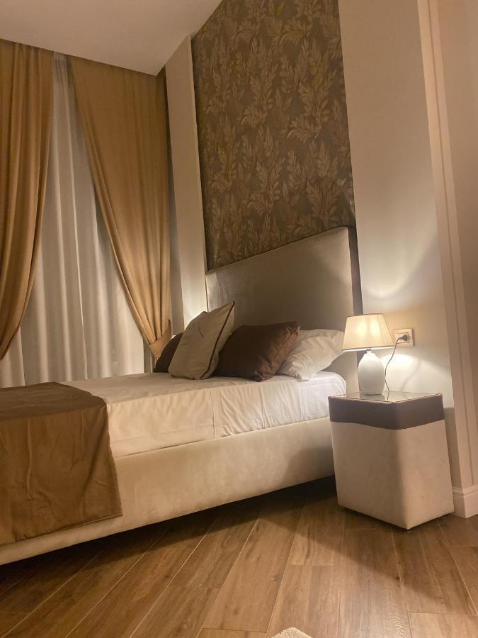 Domus Capodimonte Hotel Naples Exterior photo