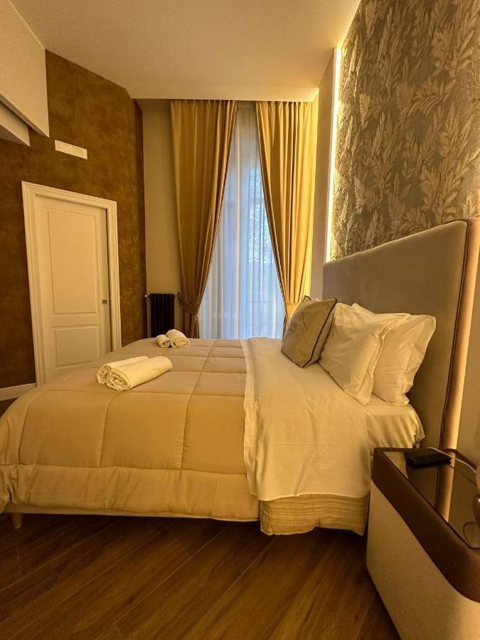 Domus Capodimonte Hotel Naples Exterior photo